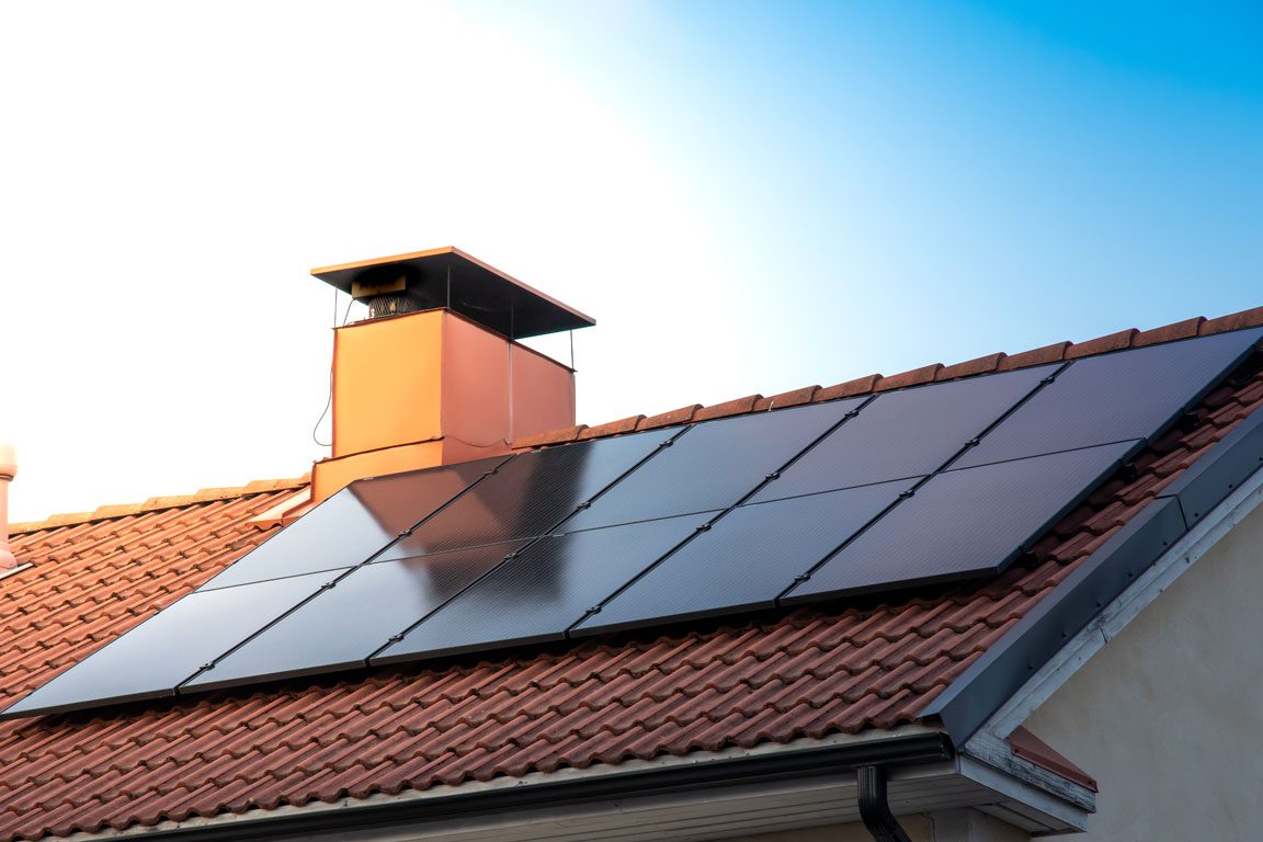 Read more about the article Are Solar Panels Safe for Your Roof?