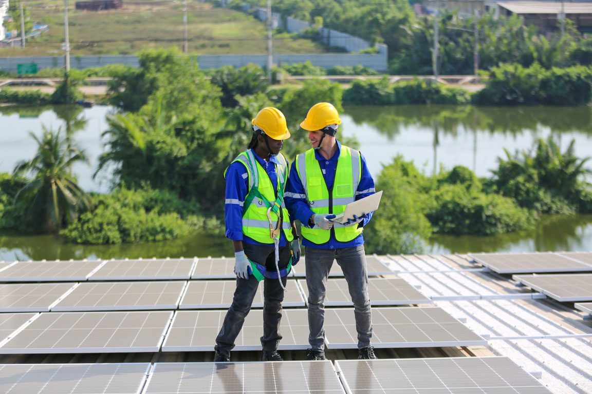 Read more about the article Commercial Solar and Community Solar for Business FAQs