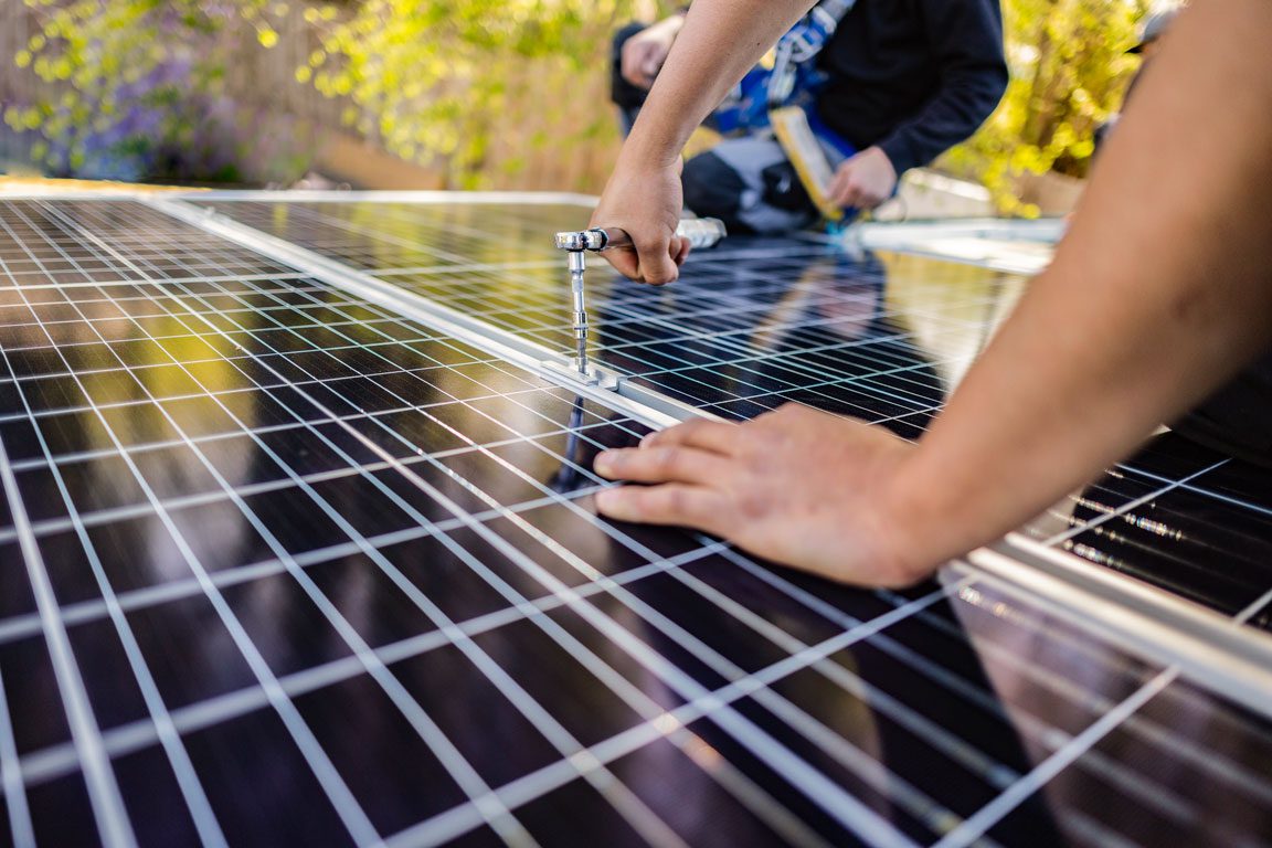 Read more about the article Maximizing the Efficiency of Your Solar Panels
